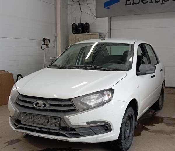 Доступная прохлада: установка автокондиционера на Lada Granta в Набережных Челнах
